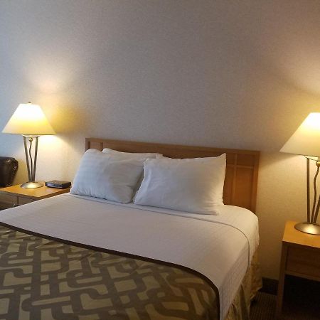 Rivertree Inn & Suites Clarkston Ngoại thất bức ảnh