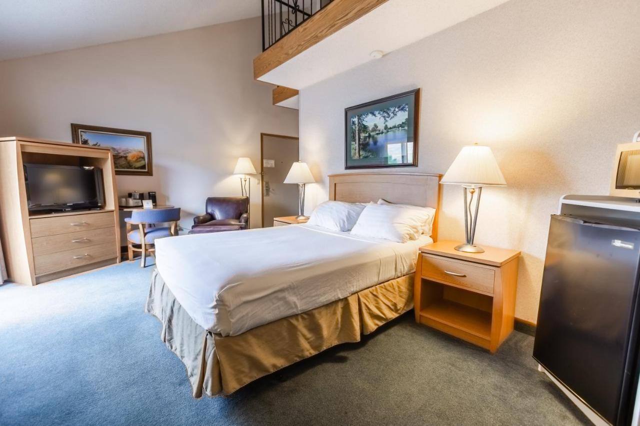 Rivertree Inn & Suites Clarkston Ngoại thất bức ảnh
